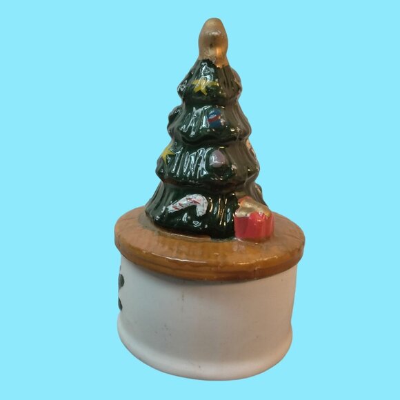 Vintage Christmas Tree Ceramic Trinket Box Hand Painted - Picture 2 of 9